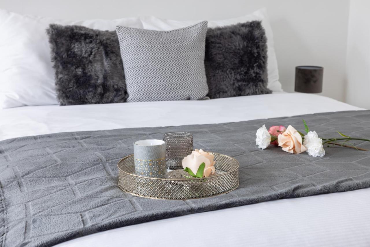 Yeshello Vienna Central Station Apartment Bagian luar foto